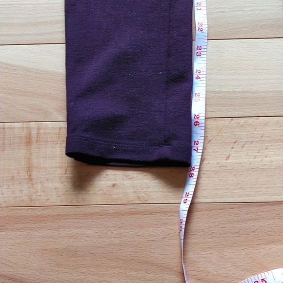 Le Chateau work-wear leggings - Picture 5 of 7